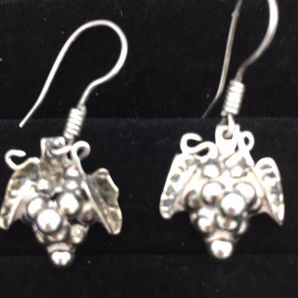 Sterling Silver Pierced Earrings Grape Motif